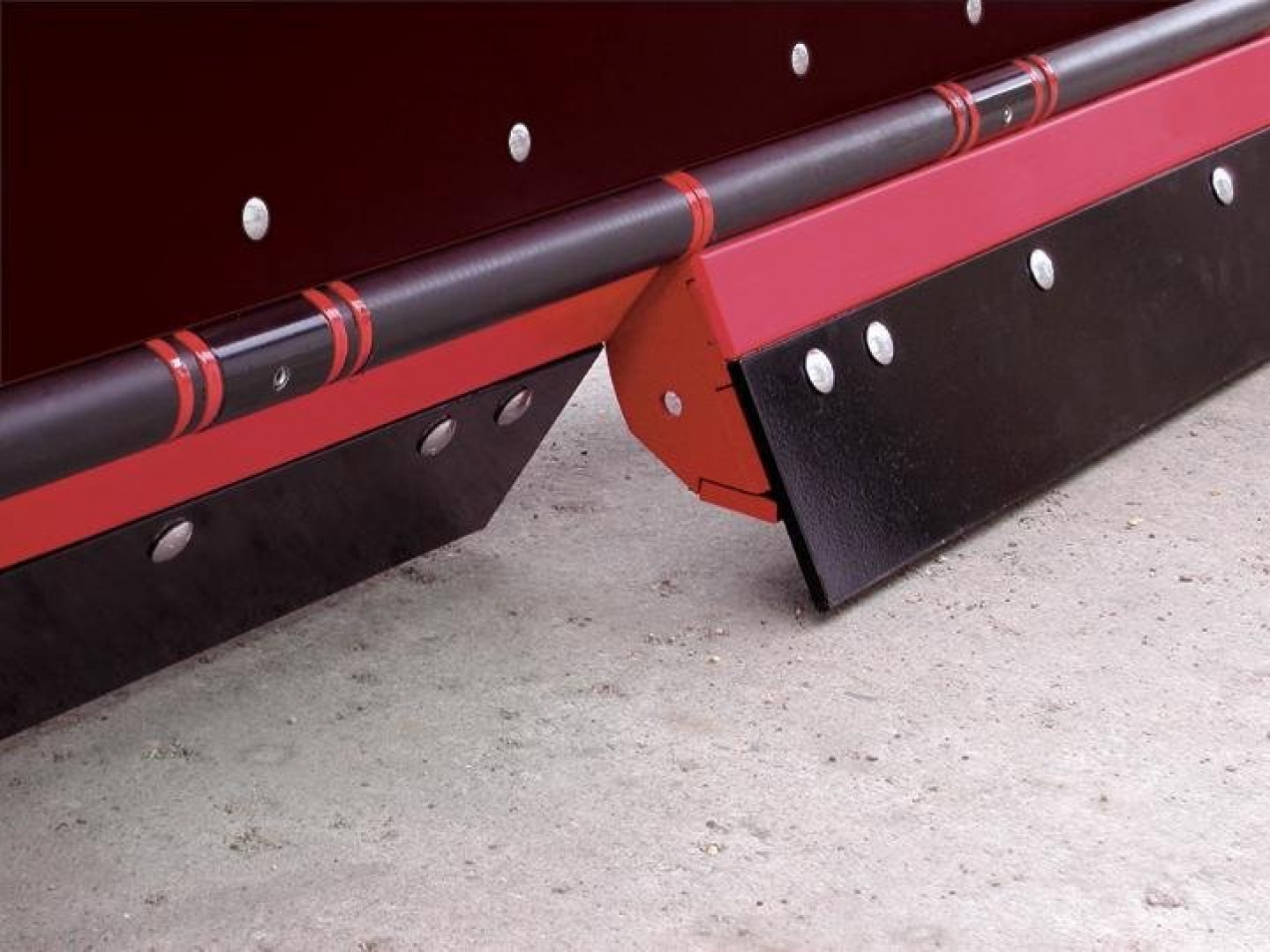 New Hiniker 9' Torsion-Trip Poly Straight Blade Plow
