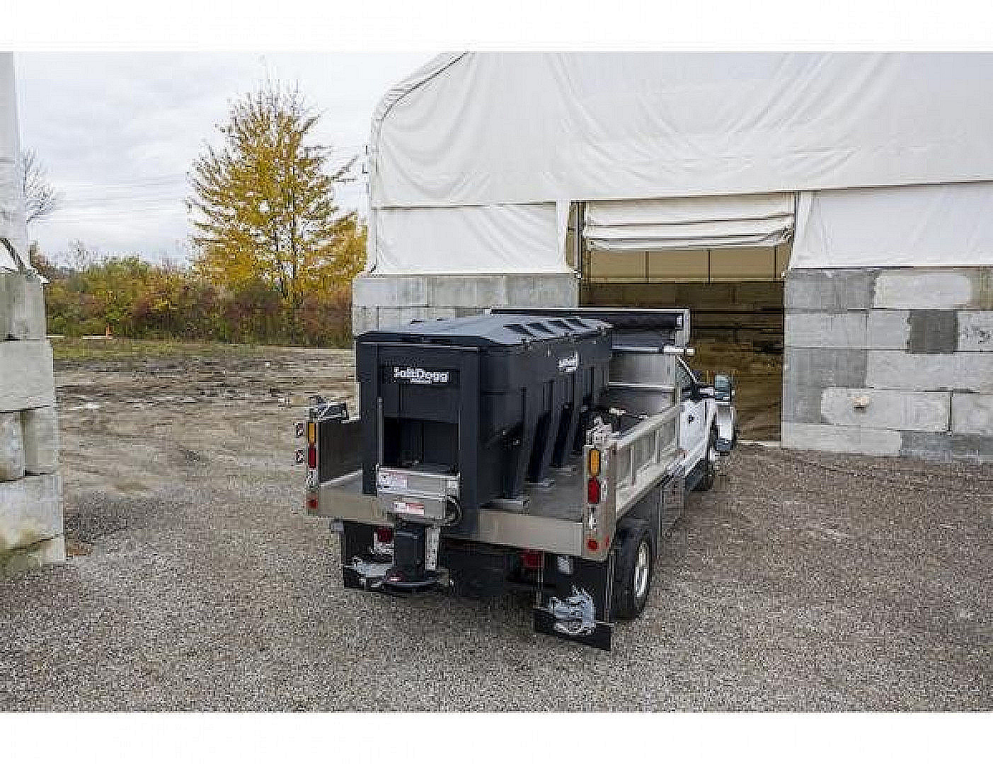 New 2026 SALTDOGG (PRO3000M) 3.0 CU YD PRO POLY HOPPER SPREADER - MULTIPLEX
