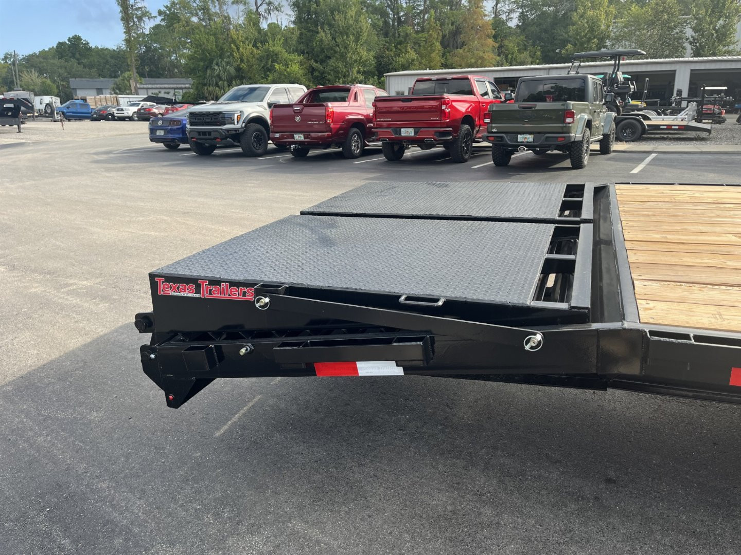 9×35 Equipment Flatbed Trailer photo 8
