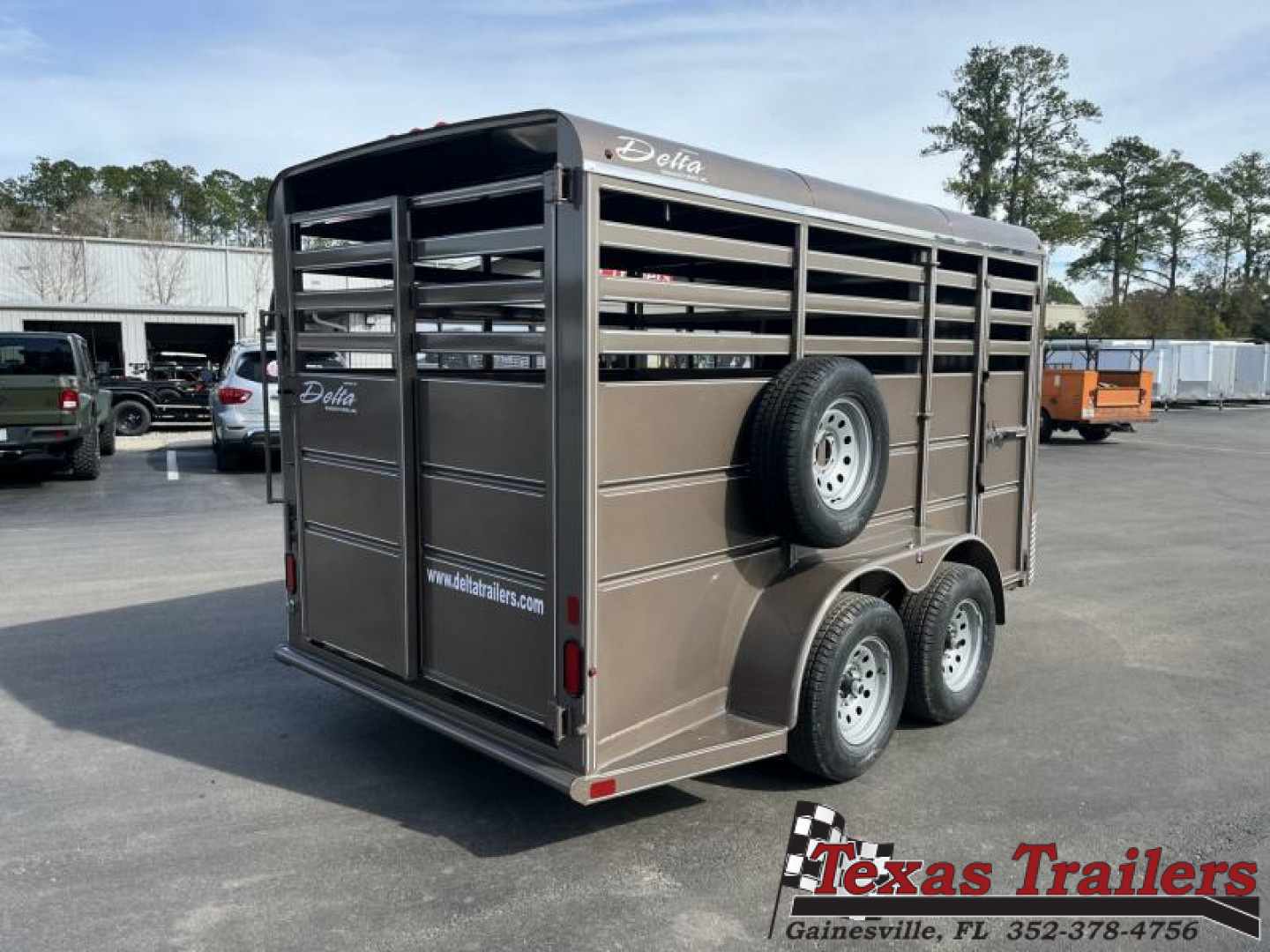 6×16 Horse Livestock Trailer photo 3