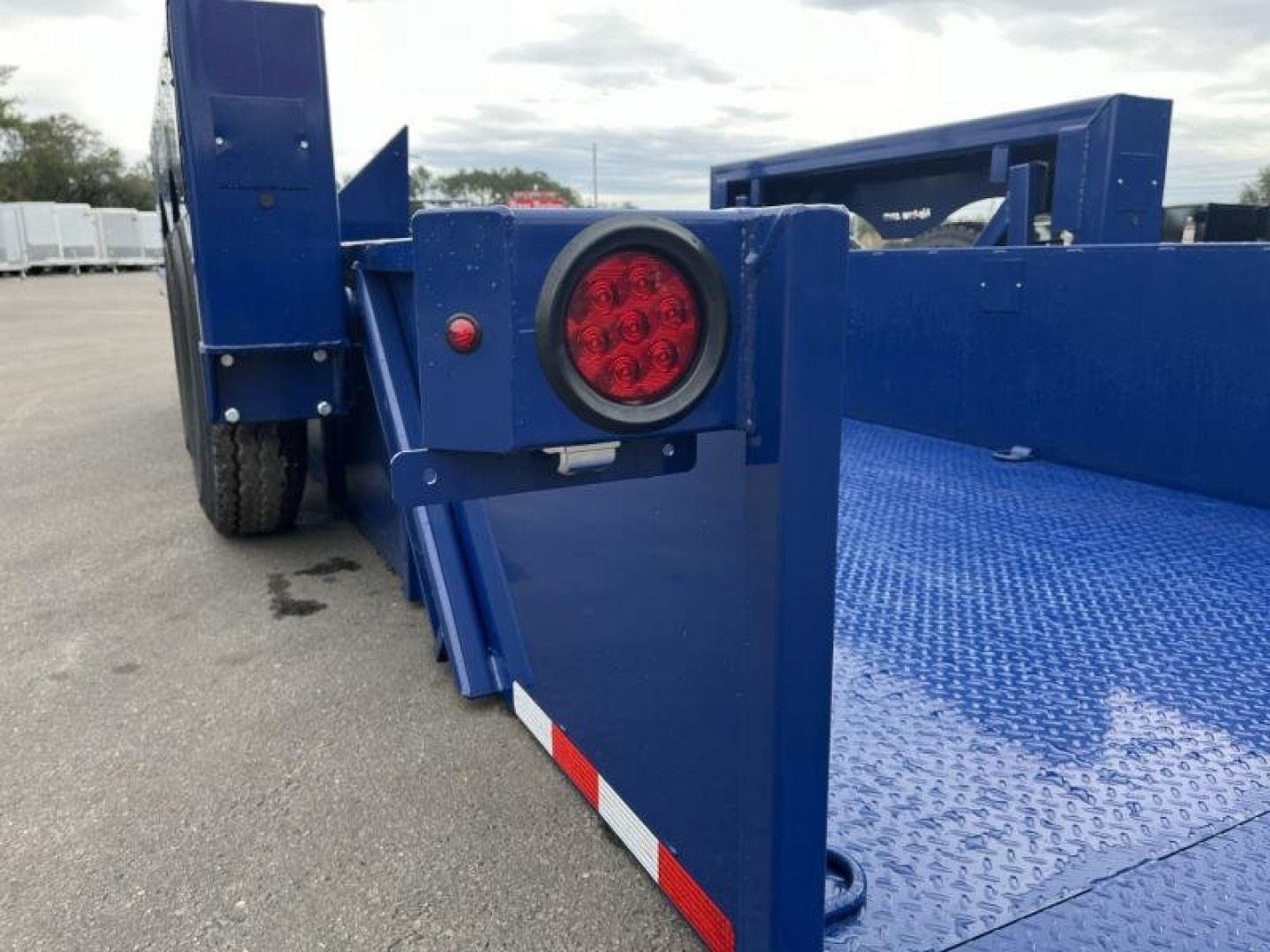 New UT16-10 AIR TOW 6'3" X 16' DROP DECK / EQUIPMENT TRAILER
