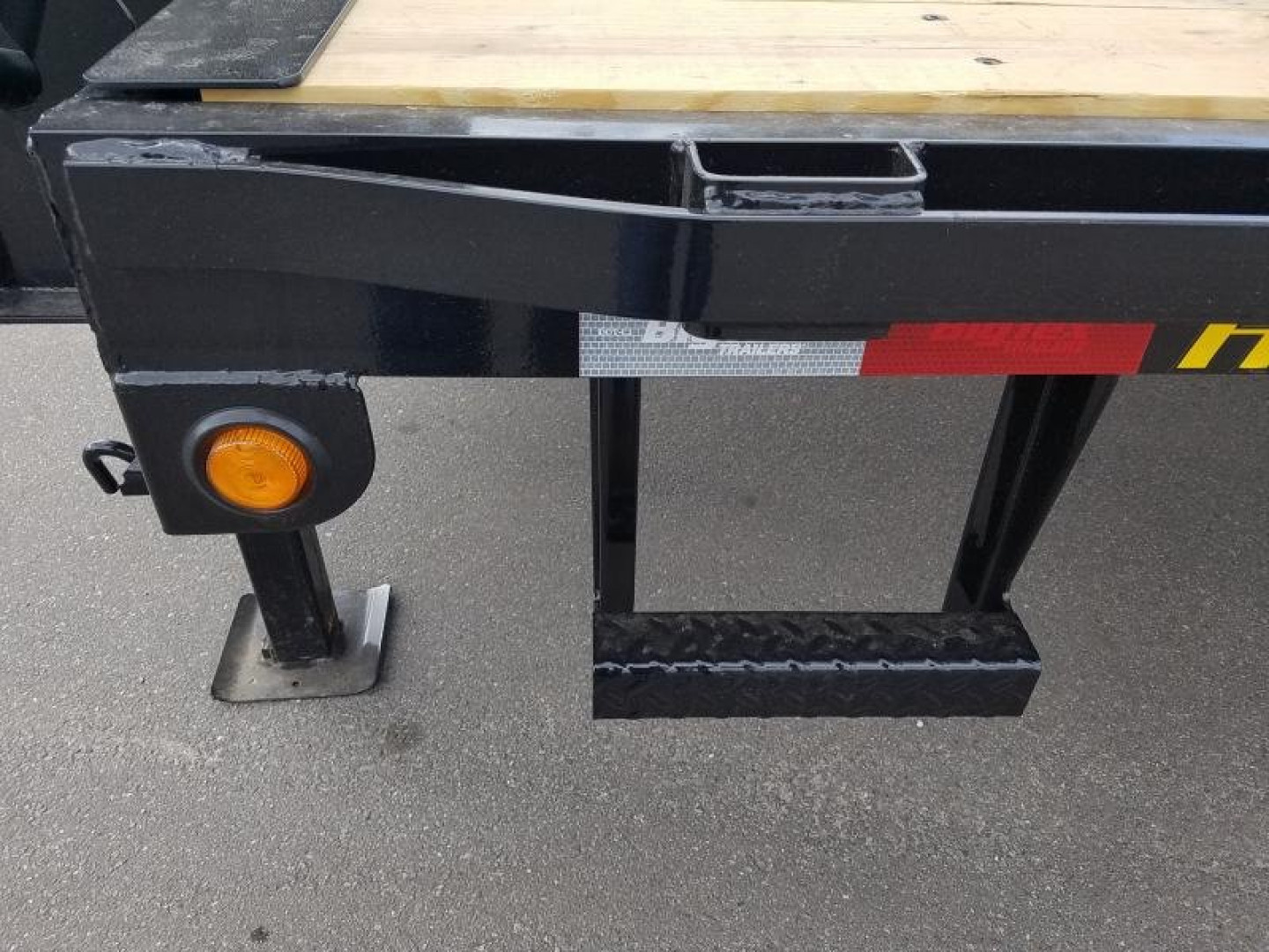 New 16GN-40D5A-MRBK BIG TEX 8.5' X 40' GOOSENECK FLAT BED W/ MEGA RAMPS & FREE SPARE TIRE *NON-CDL*