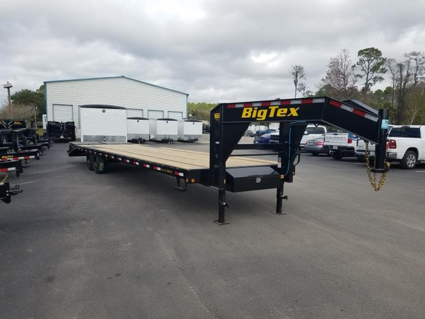 New 16GN-40D5A-MRBK BIG TEX 8.5' X 40' GOOSENECK FLAT BED W/ MEGA RAMPS & FREE SPARE TIRE *NON-CDL*