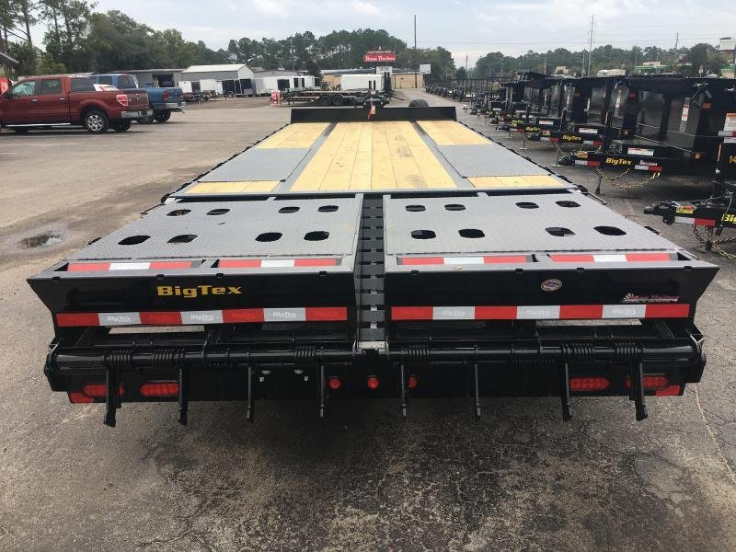New 22PH-20BK+5MR Big Tex Trailers Flatbed Trailer