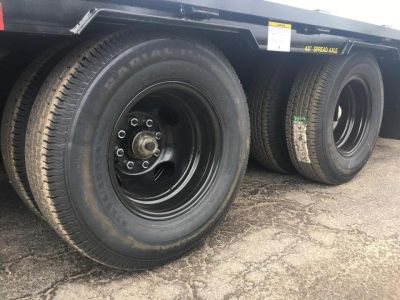 New 22PH-20BK+5MR Big Tex Trailers Flatbed Trailer