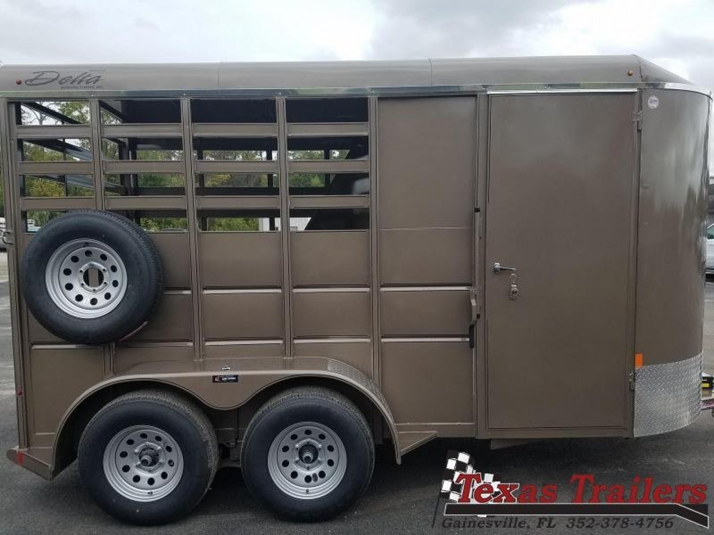 6×14 Horse Livestock Trailer photo 4