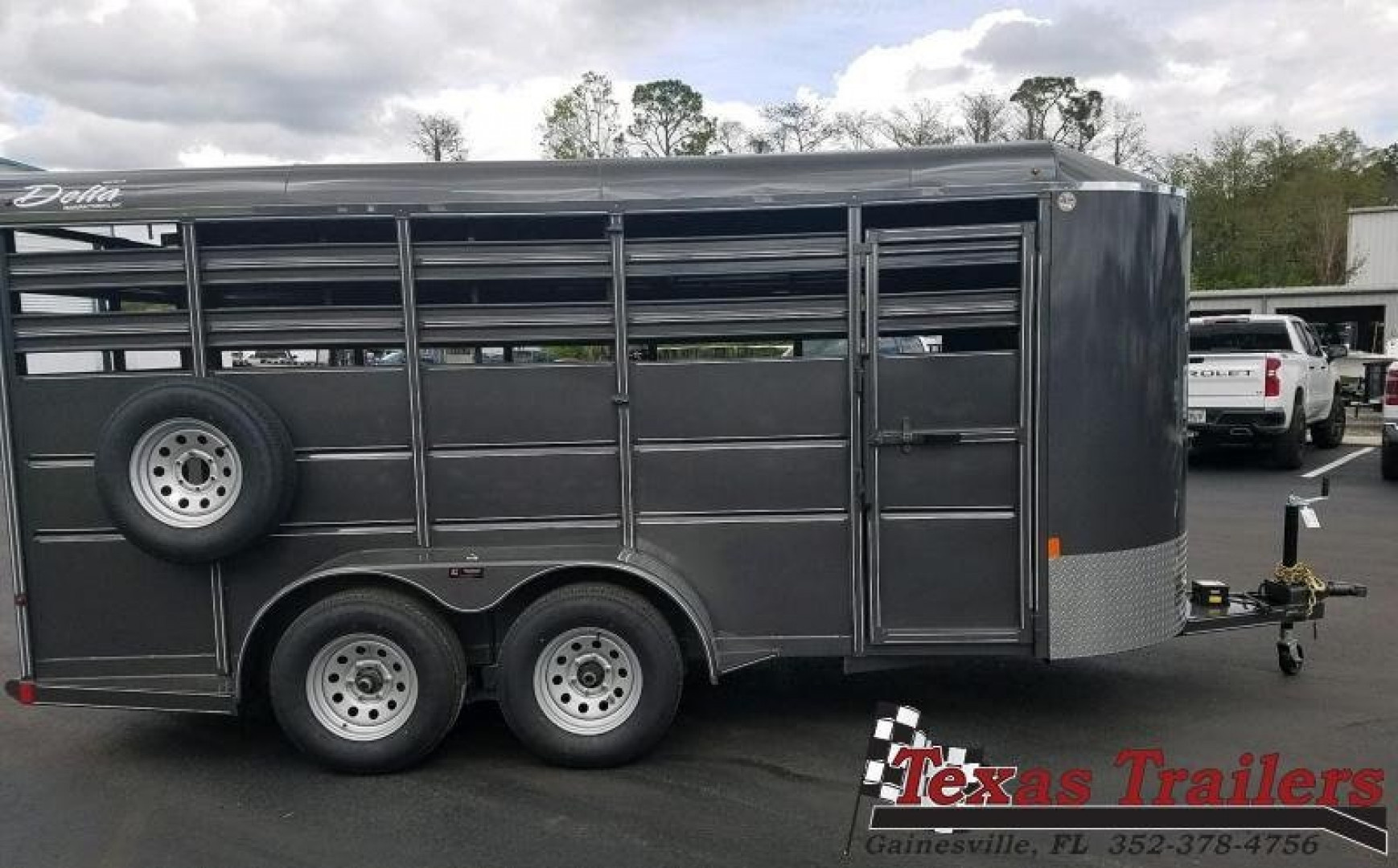 6×16 Horse Livestock Trailer photo 7