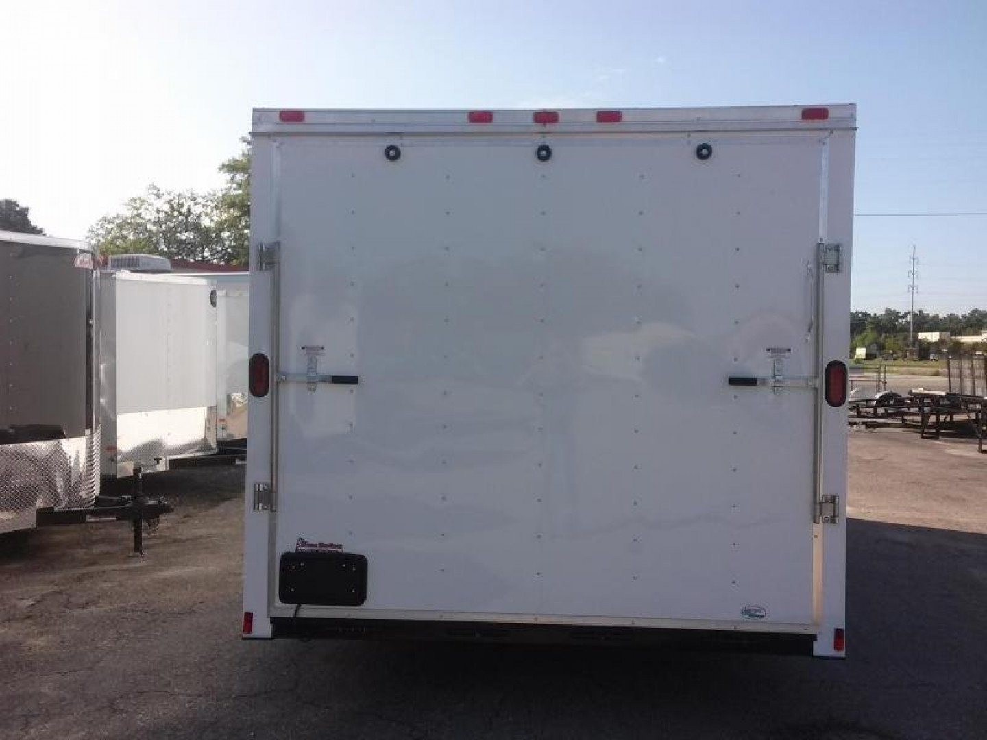 New GANS8520TA3 CARGO MATE 8.5' X 20' ENCLOSED CARGO TRAILER W/ REAR RAMP DOOR & SIDE DOOR