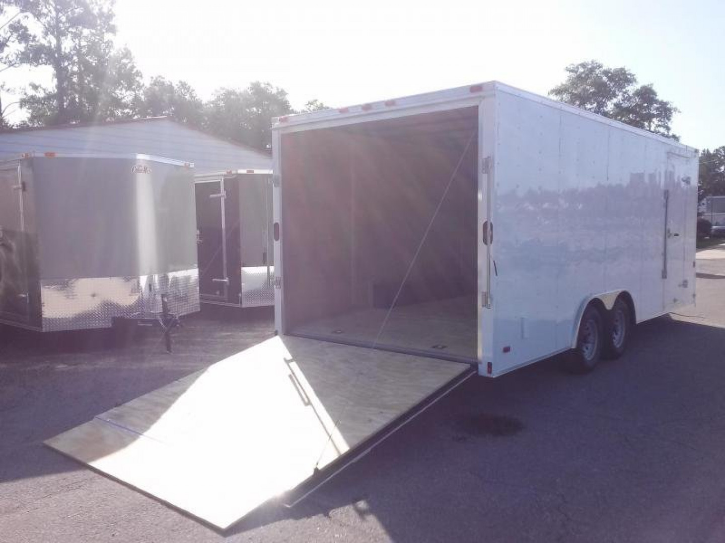 New GANS8520TA3 CARGO MATE 8.5' X 20' ENCLOSED CARGO TRAILER W/ REAR RAMP DOOR & SIDE DOOR