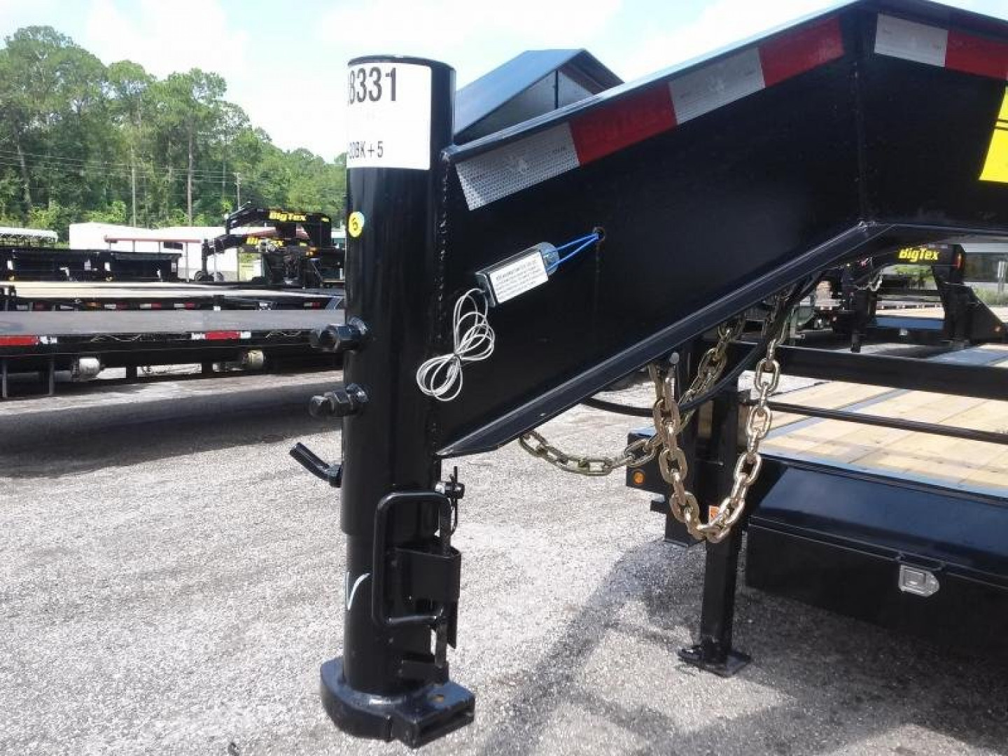 New 14GN-25D5A BIG TEX 8.5' X 25' GOOSENECK FLAT BED W/ 5' FOLD UP RAMPS & FREE SPARE *NON-CDL*