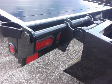 New 14GN-25D5A BIG TEX 8.5' X 25' GOOSENECK FLAT BED W/ 5' FOLD UP RAMPS & FREE SPARE *NON-CDL*