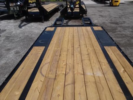 New 14GN-25D5A BIG TEX 8.5' X 25' GOOSENECK FLAT BED W/ 5' FOLD UP RAMPS & FREE SPARE *NON-CDL*