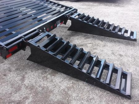 New 14GN-25D5A BIG TEX 8.5' X 25' GOOSENECK FLAT BED W/ 5' FOLD UP RAMPS & FREE SPARE *NON-CDL*