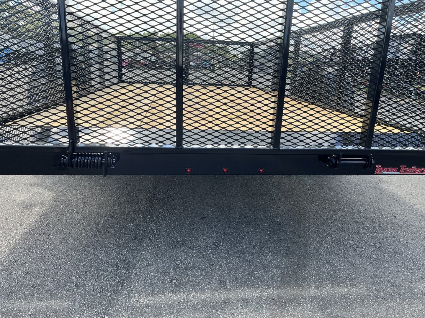 New LM61235 TEXAS TRAILERS 6'4" X 12' LAWN MAINTENANCE TRAILER