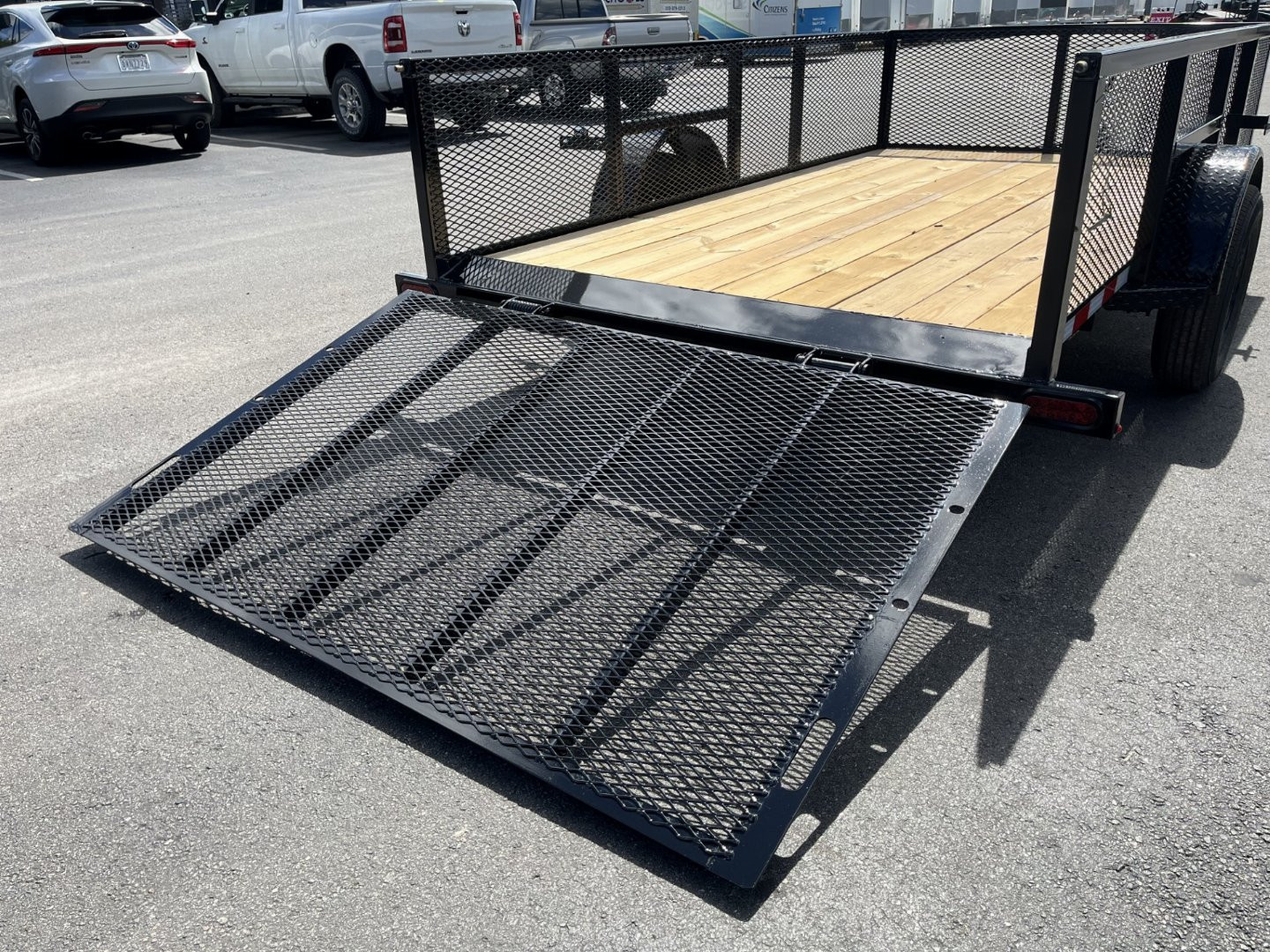 New LM61235 TEXAS TRAILERS 6'4" X 12' LAWN MAINTENANCE TRAILER