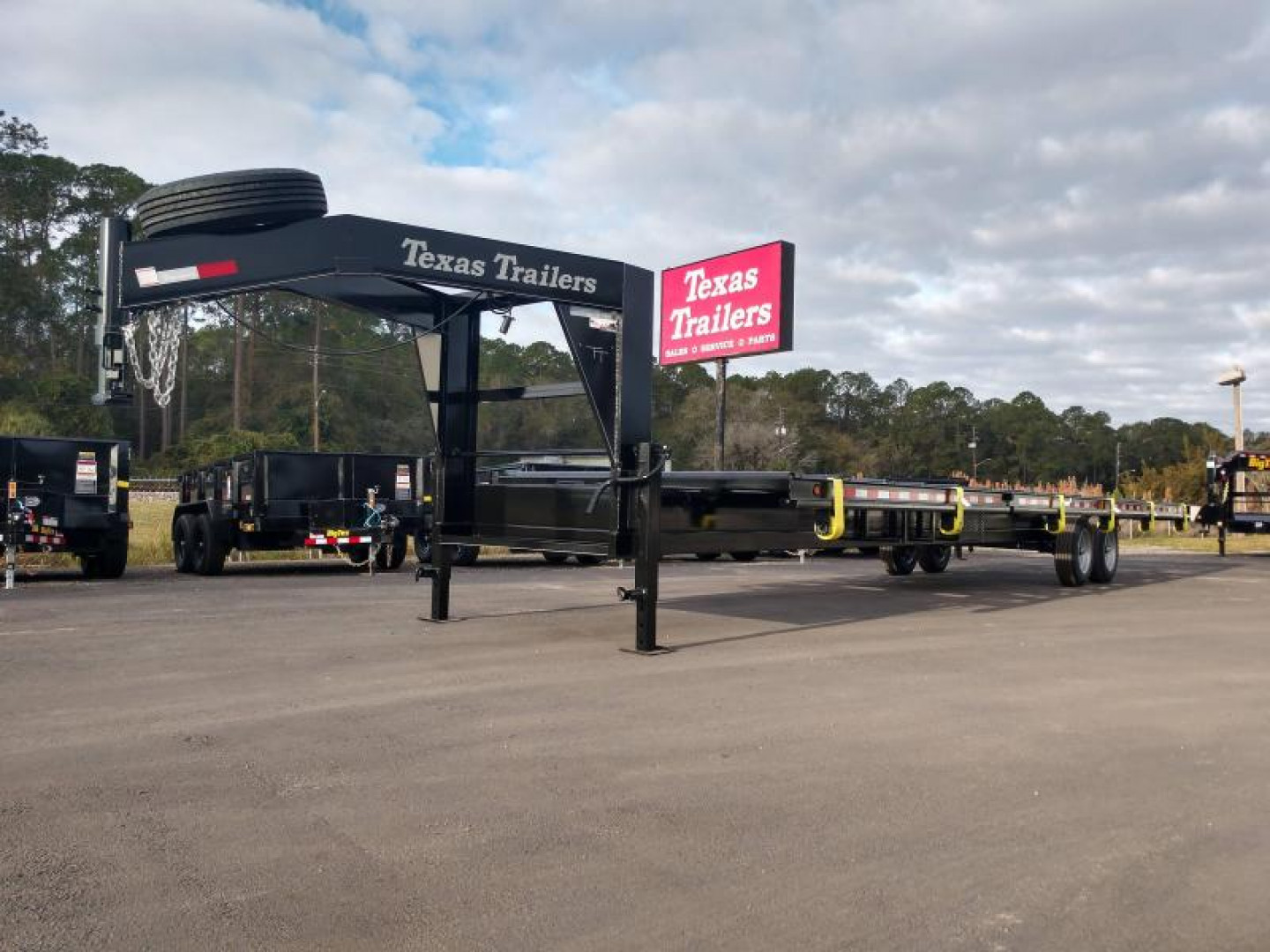 9×35 Equipment Flatbed Trailer photo 8