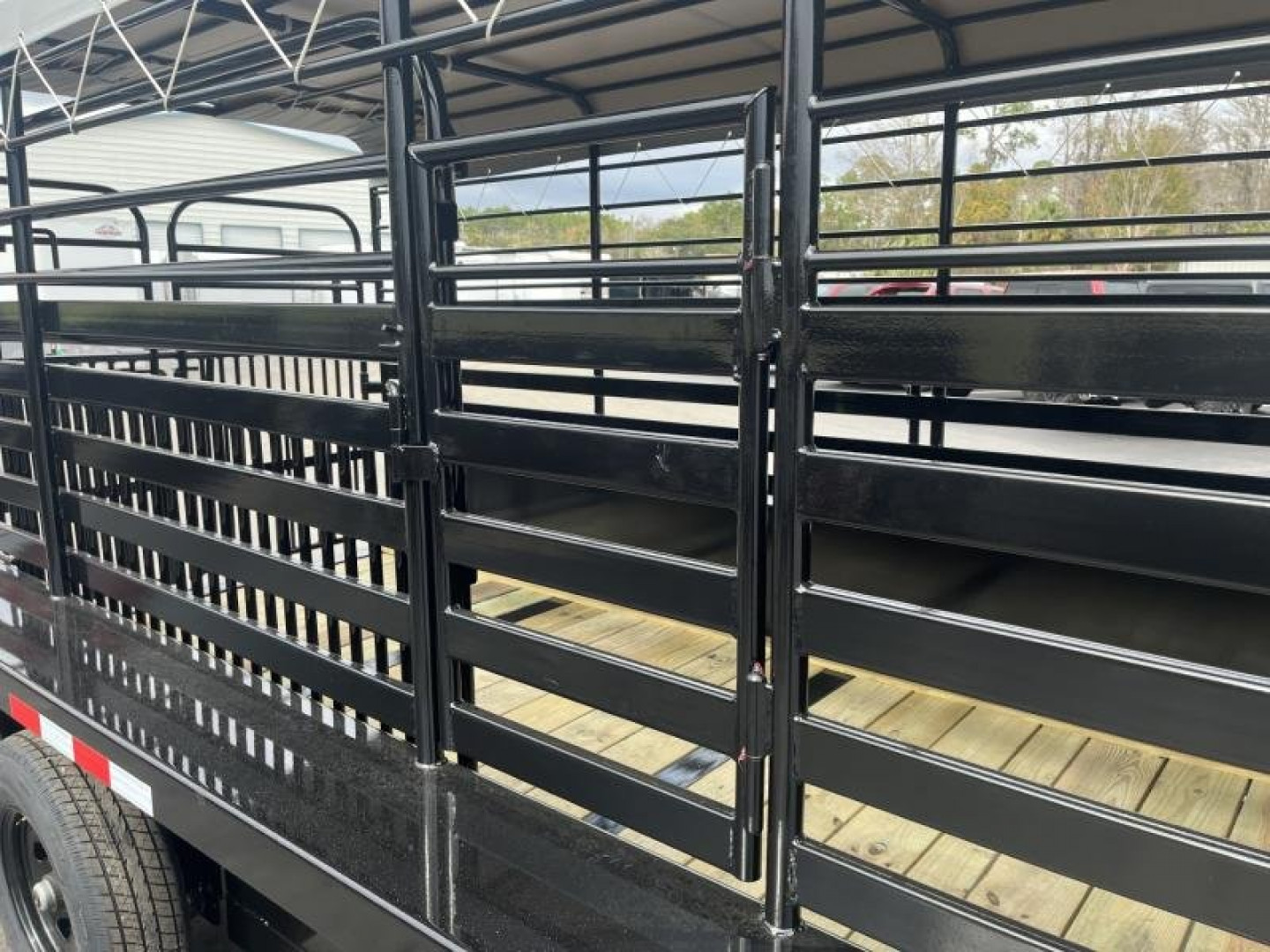 New ST1410B TEXAS TRAILERS 14' BUMPER PULL STOCK TRAILER