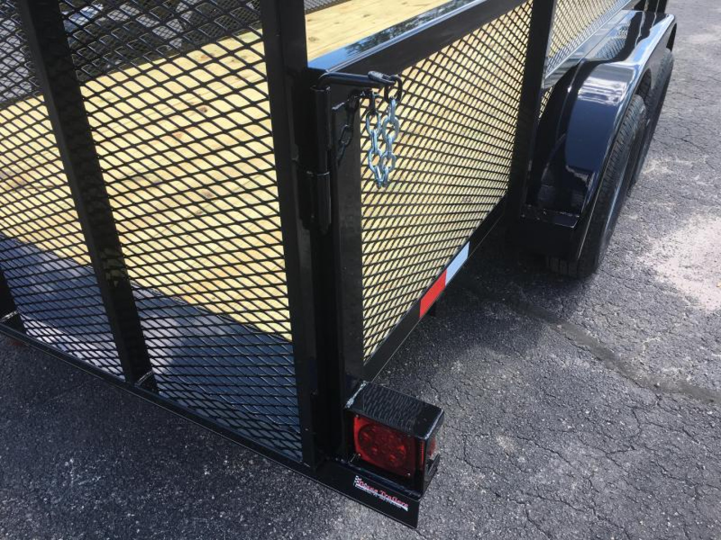 New LM61870 TEXAS TRAILERS 6'10" X 18' LAWN MAINTENANCE TRAILER