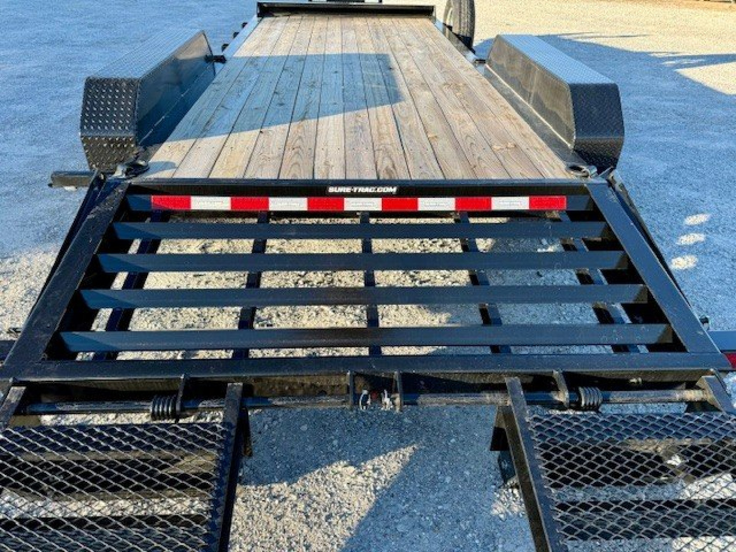 New 2025 Sure-Trac 7x18 (15+3) 15.4K Equipment Trailer