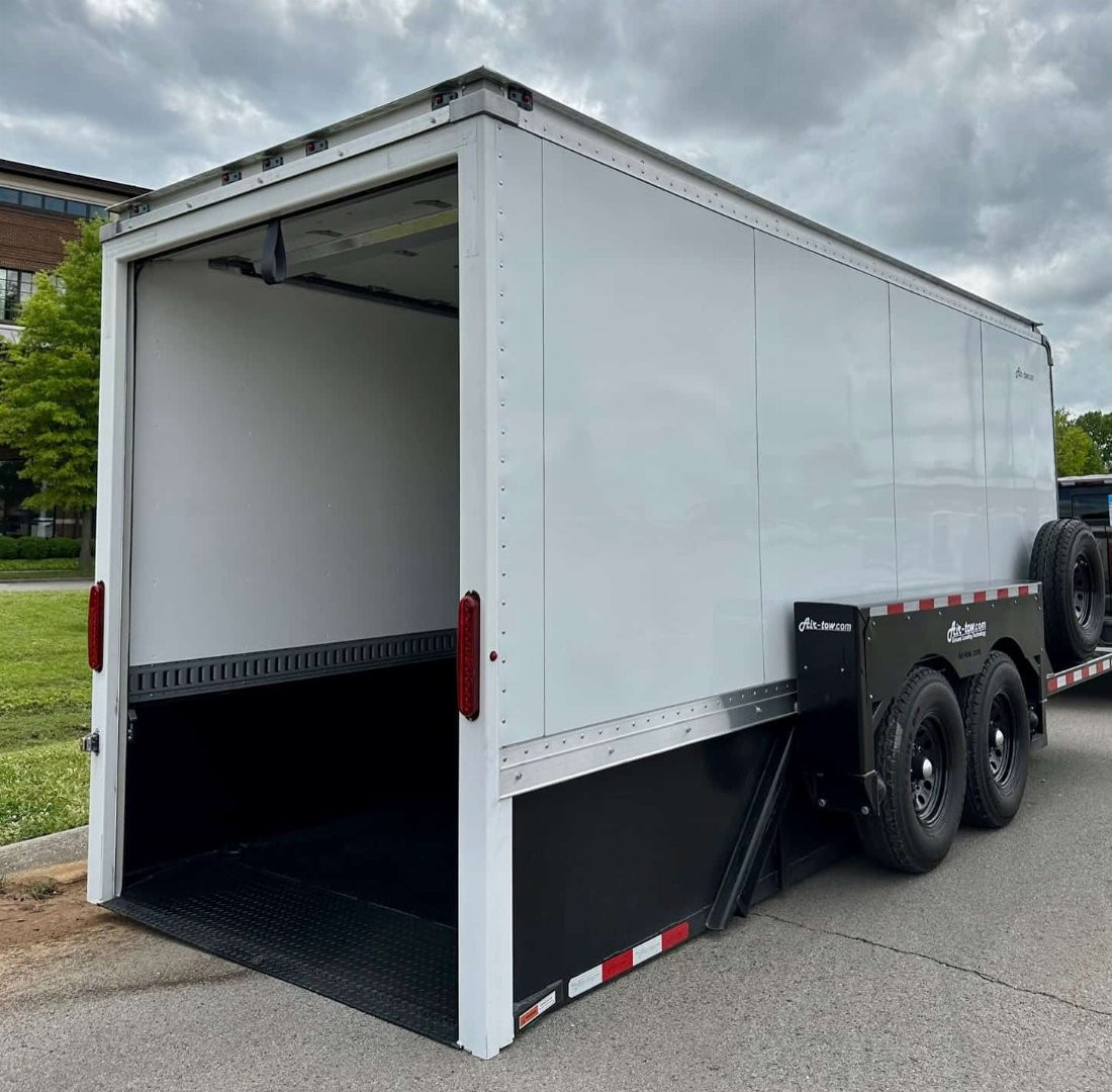 New 2026 Air Tow E-16XL Enclosed Cargo / Enclosed Trailer