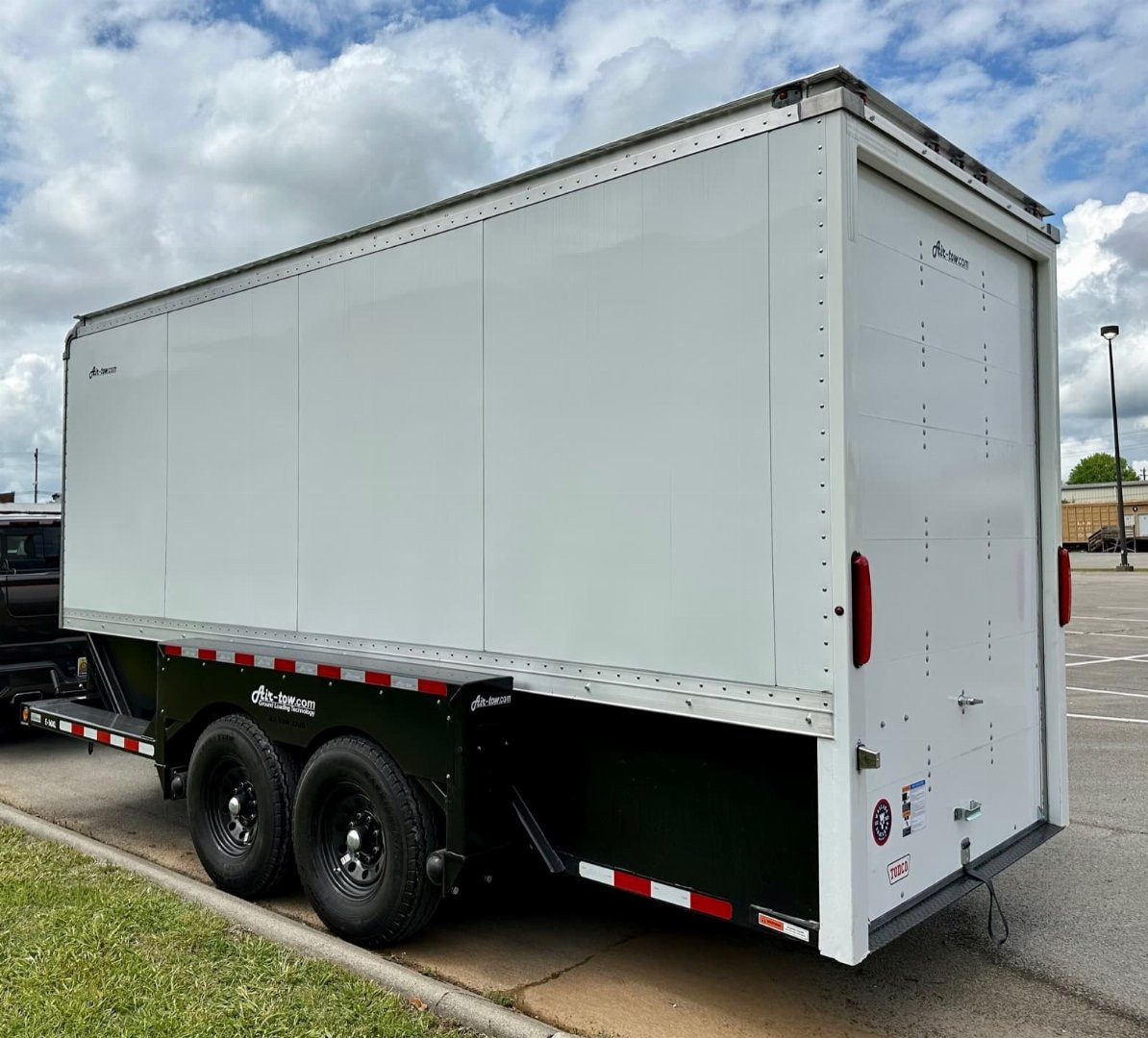 New 2026 Air Tow E-16XL Enclosed Cargo / Enclosed Trailer