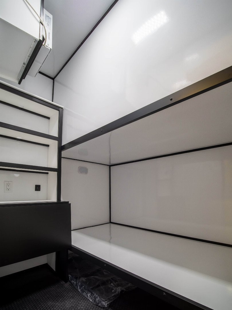 New 2024 ETC 8 Private Rooms with Full Bathroom Bunkhouse Sleeper Trailer