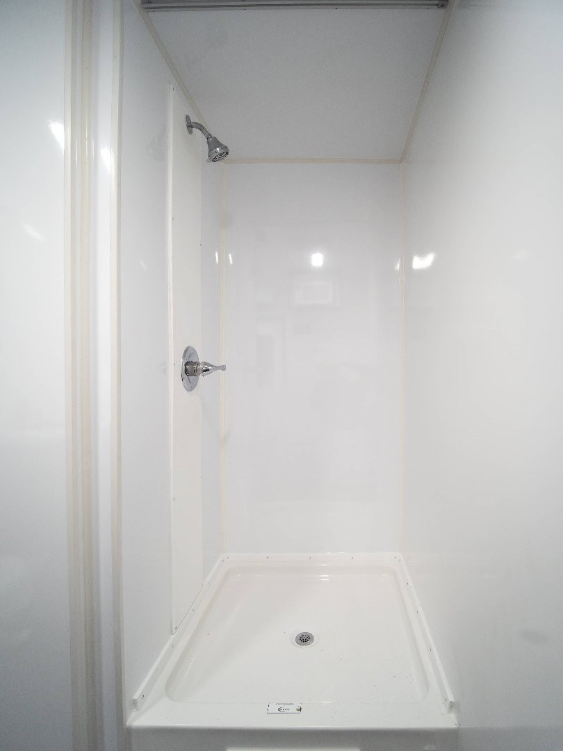 New 2024 ETC 8 Private Rooms with Full Bathroom Bunkhouse Sleeper Trailer