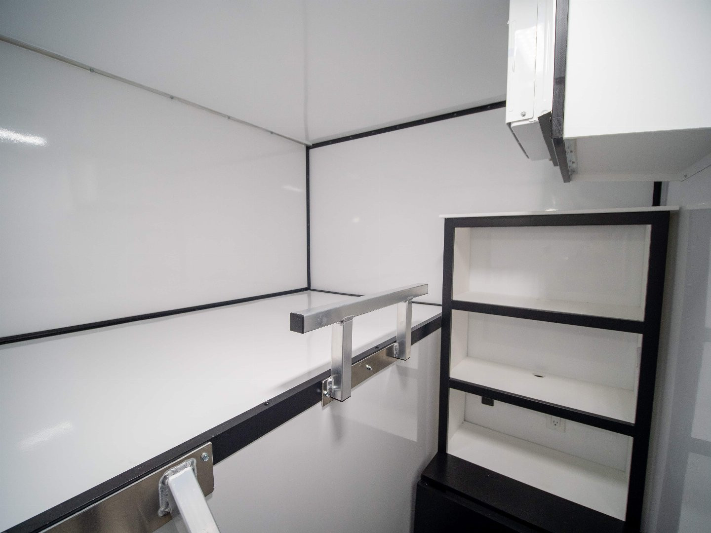 New 2024 ETC 8 Private Rooms with Full Bathroom Bunkhouse Sleeper Trailer