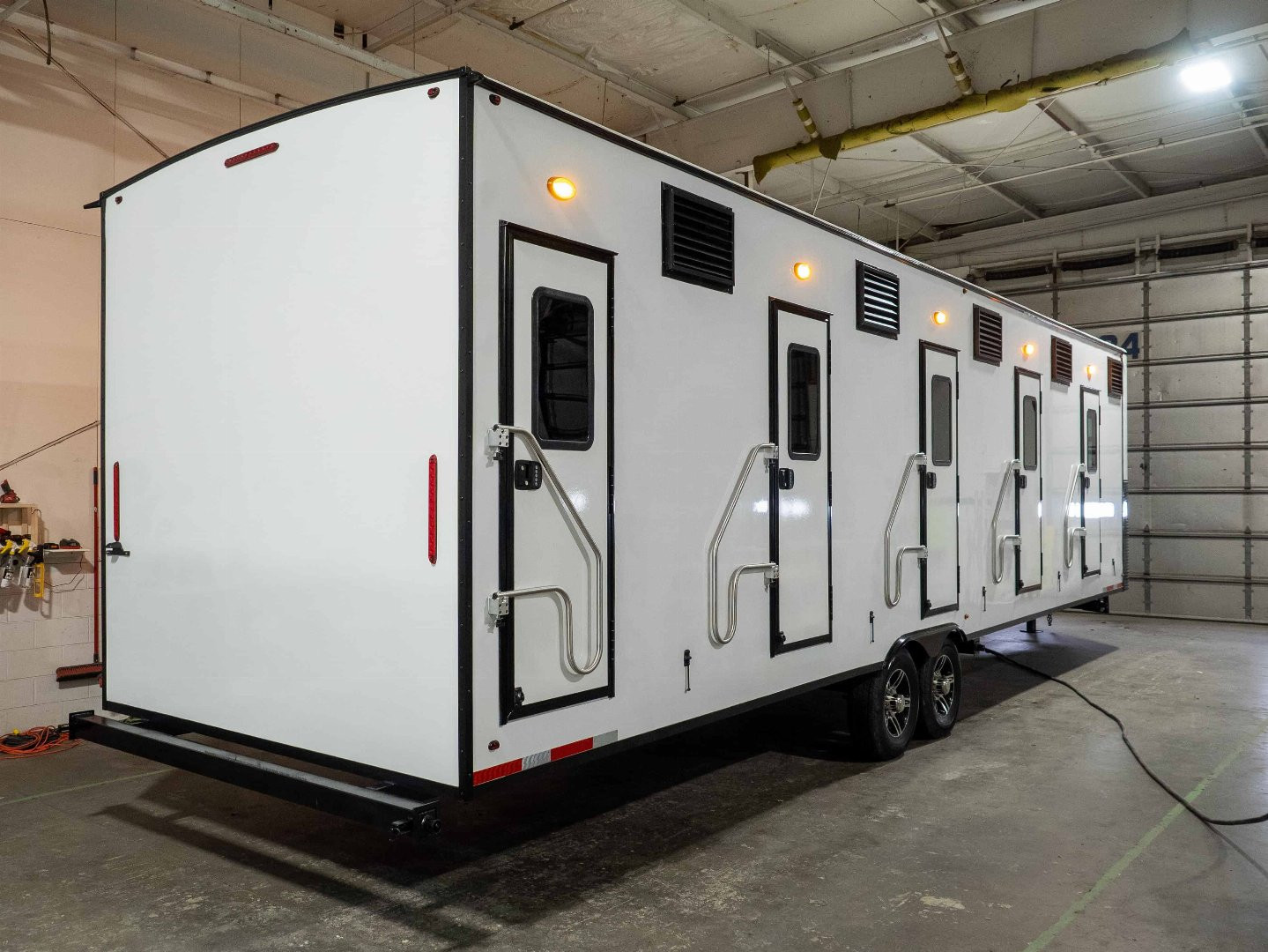 New 2024 ETC 8 Private Rooms with Full Bathroom Bunkhouse Sleeper Trailer