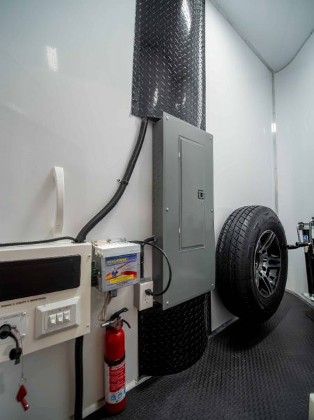 New 2024 ETC 8 Private Rooms with Full Bathroom Bunkhouse Sleeper Trailer
