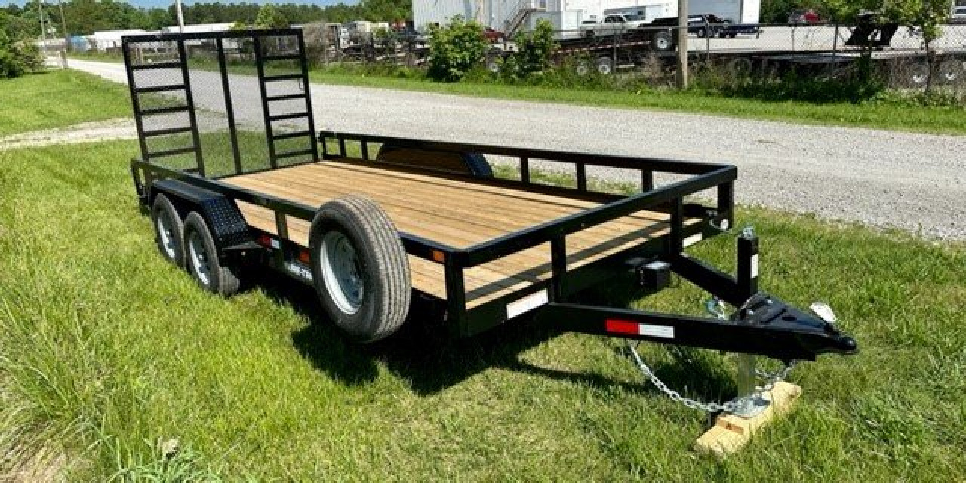 New 2024 Sure-Trac 7x18 Tube Top Utility Trailer 10K