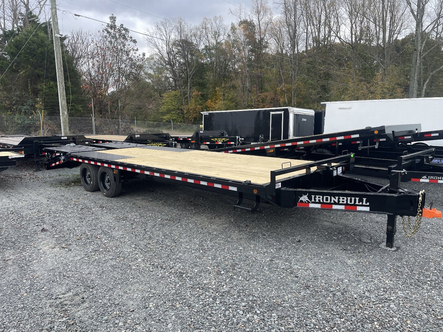 New 2027 Iron Bull 102 x 25' Deckover Trailer
