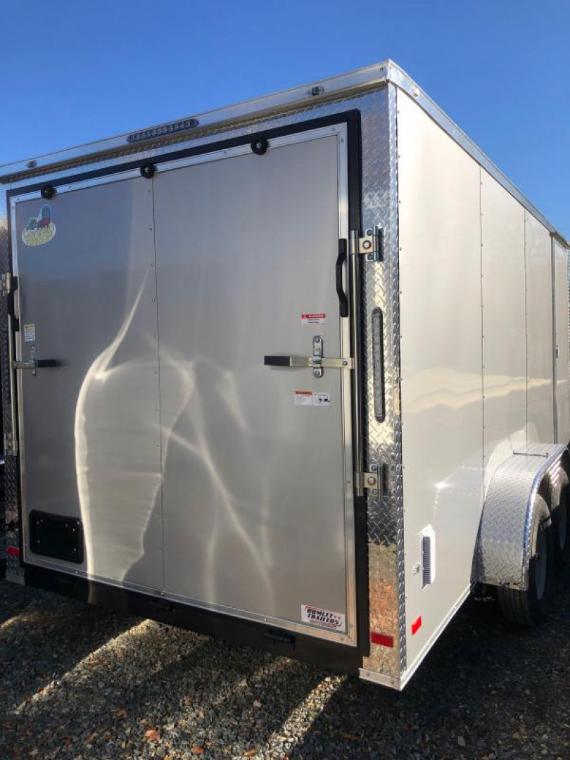2027 Covered Wagon photo 5