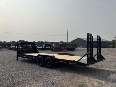 New 2026 MAXXD Gooseneck Trailer | 83" x 24' 18K GVWR