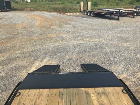 New 2026 MAXXD Gooseneck Trailer | 83" x 24' 18K GVWR