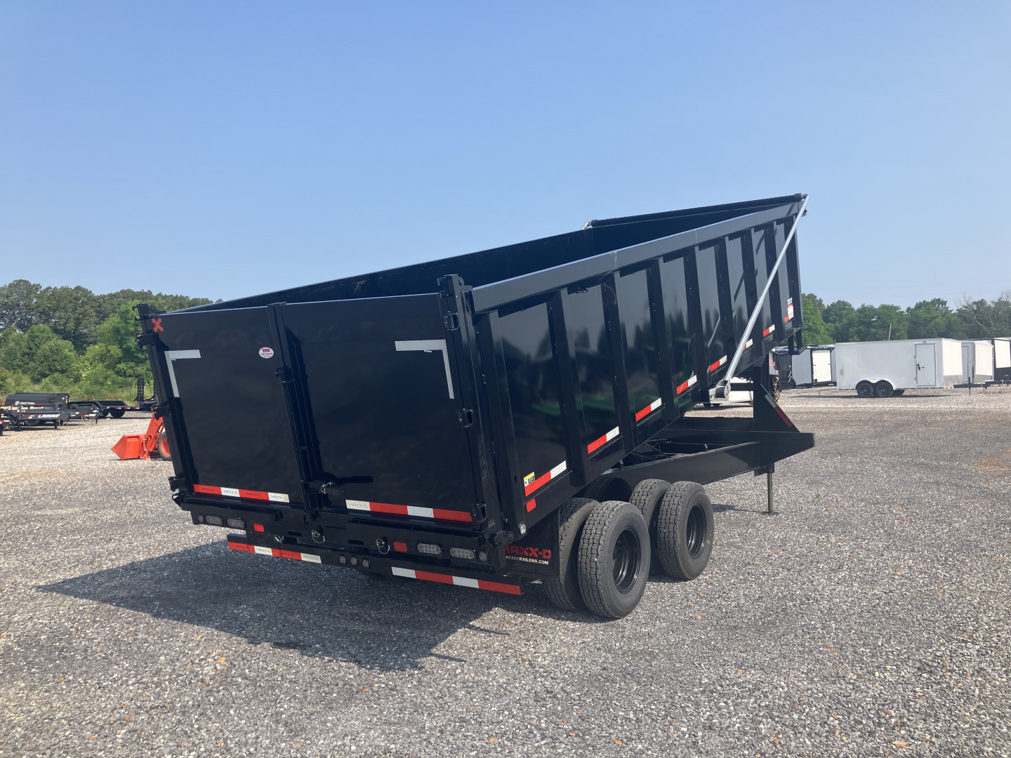 New 2026 MAXXD Gooseneck Dump Trailer | 96" x 20' 25K GVWR