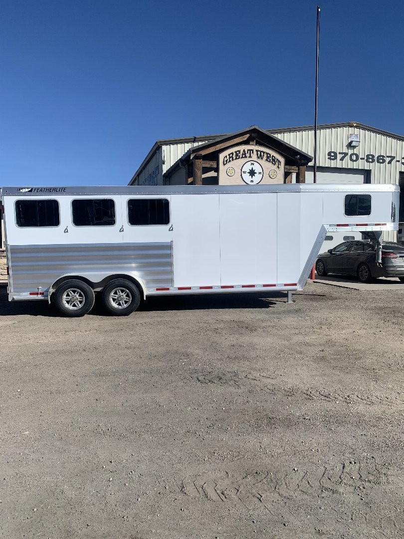 2025 Featherlite