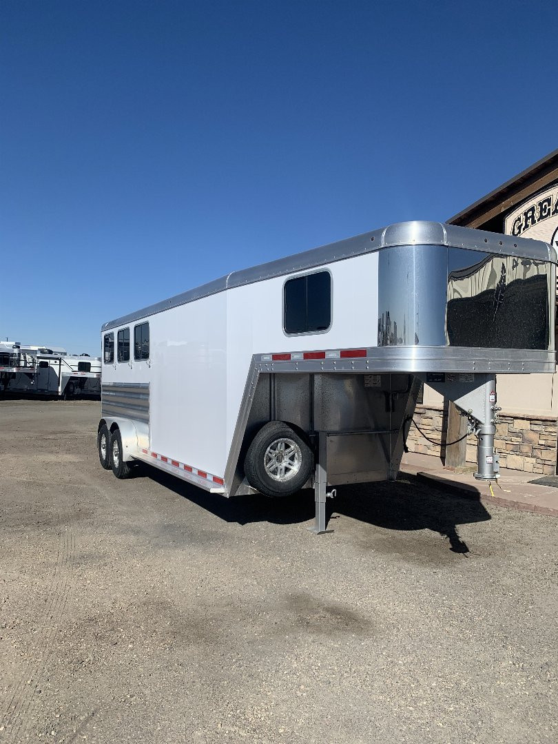 2025 Featherlite photo 2