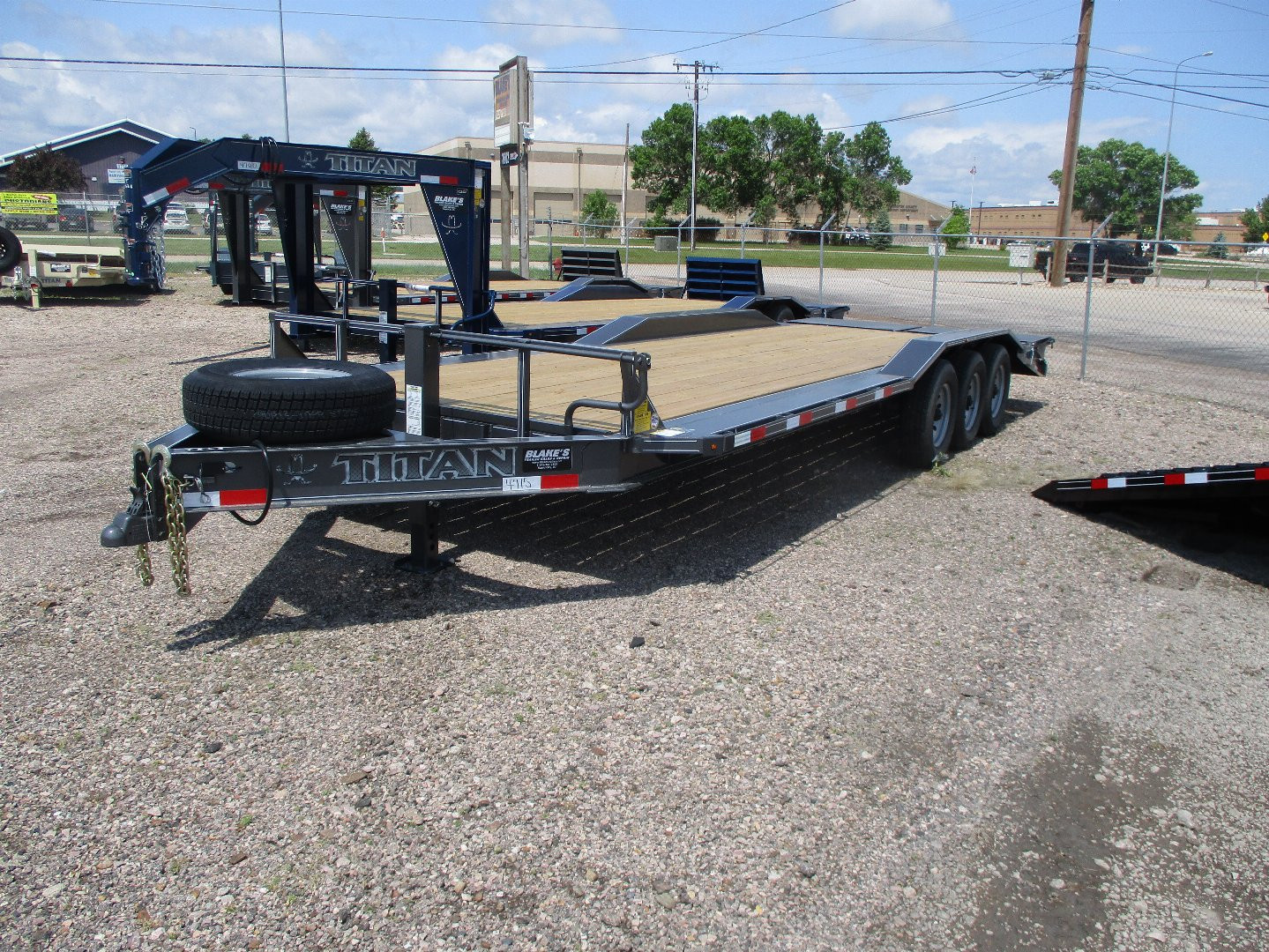 New 2025 Titan Trailer Lo Glide Flatbed Trailer 8'6 X 25