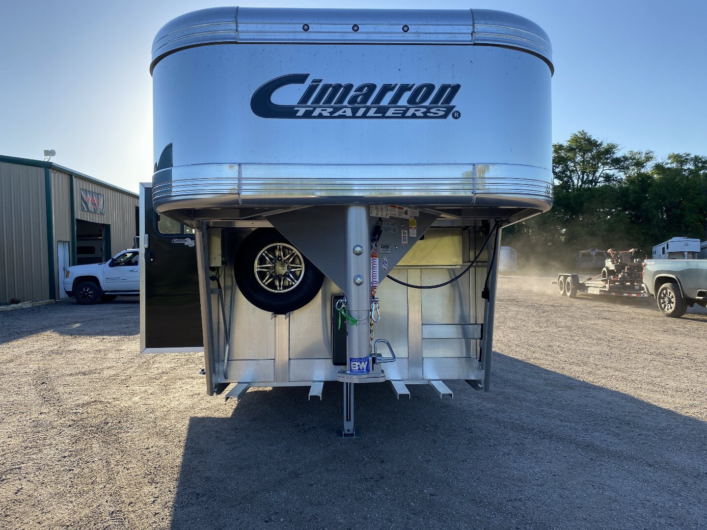 2025 Cimarron Showstar photo 8
