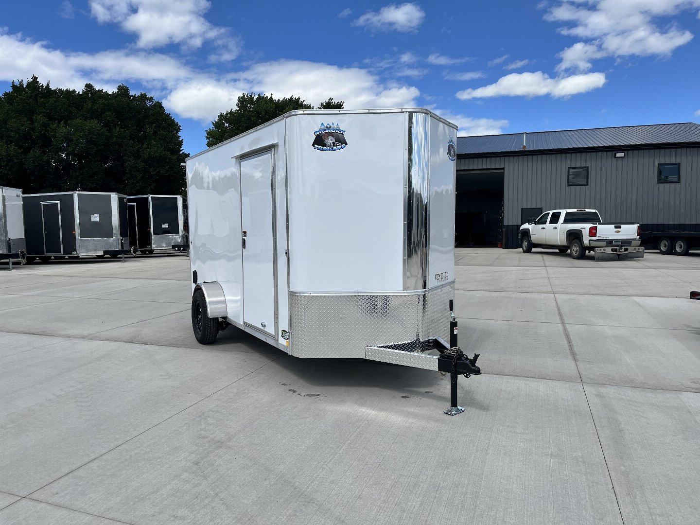2027 R&M Manufacturing EC