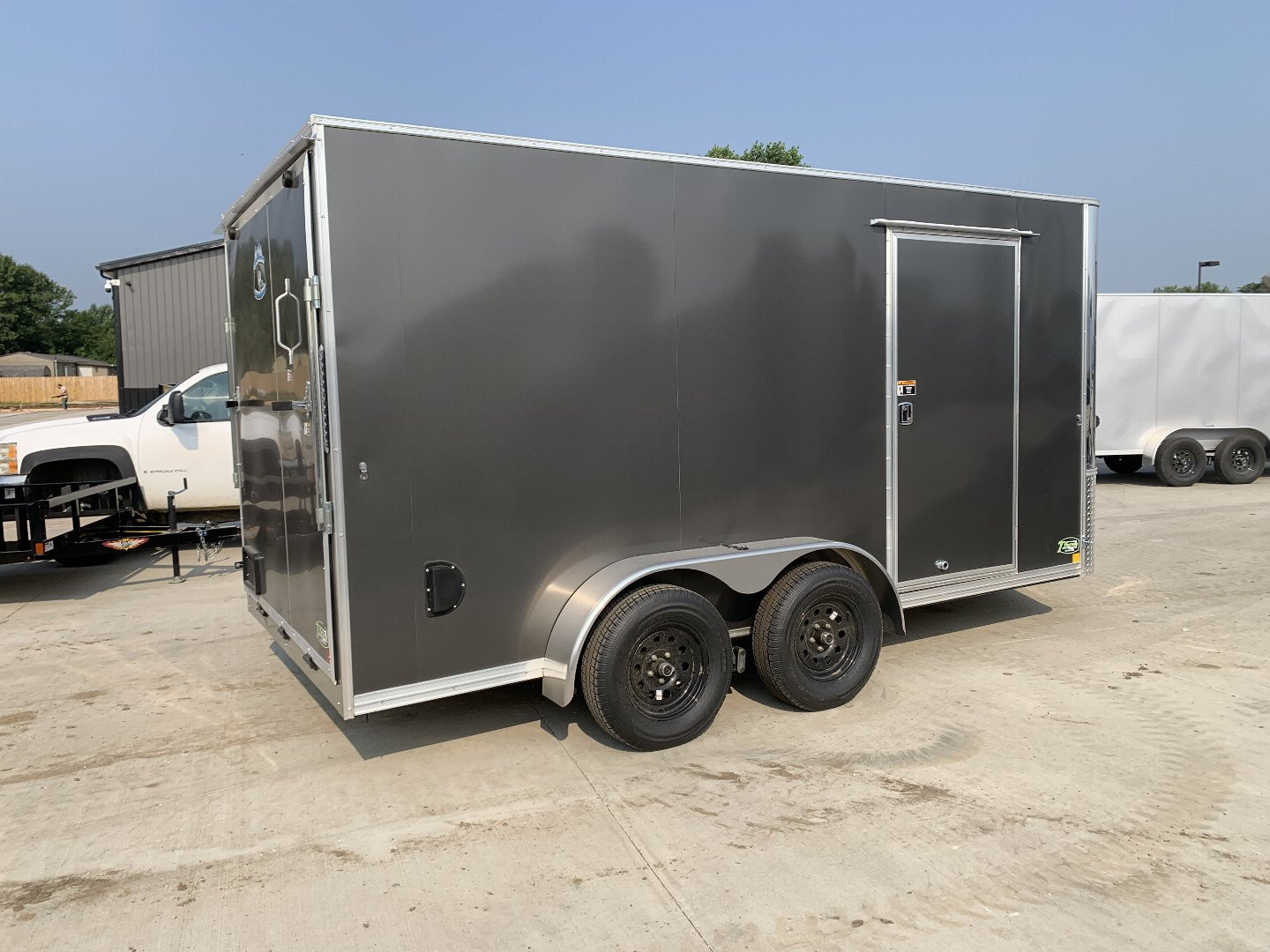 2027 Bighorn R&M photo 6