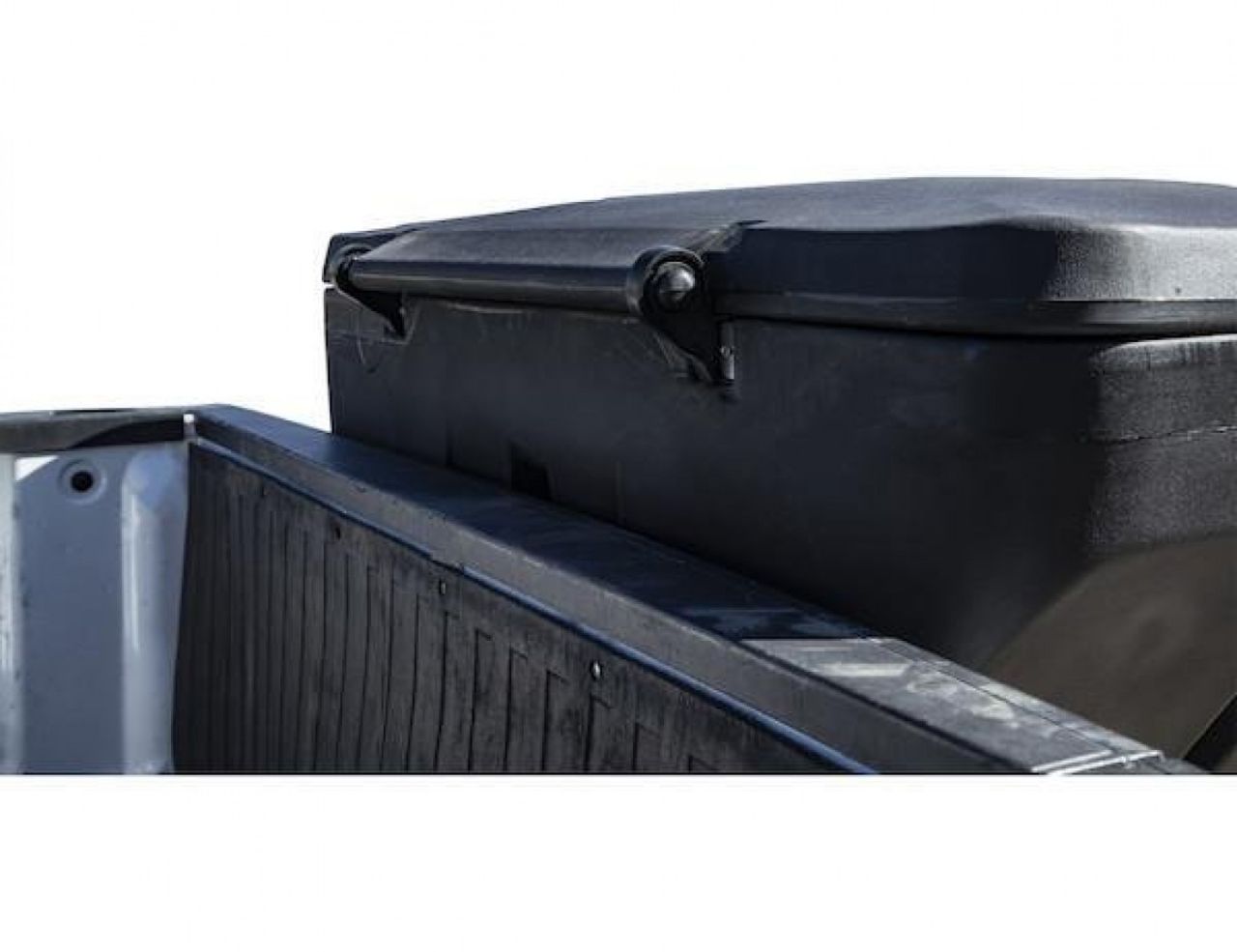 New 2027 Buyers SALTDOGG TGS07 11 CUBIC FOOT TAILGATE SPREADER Salt Spreader