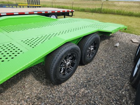 New 2025 24' STING RAY POWER TILT BP Tilt Trailer