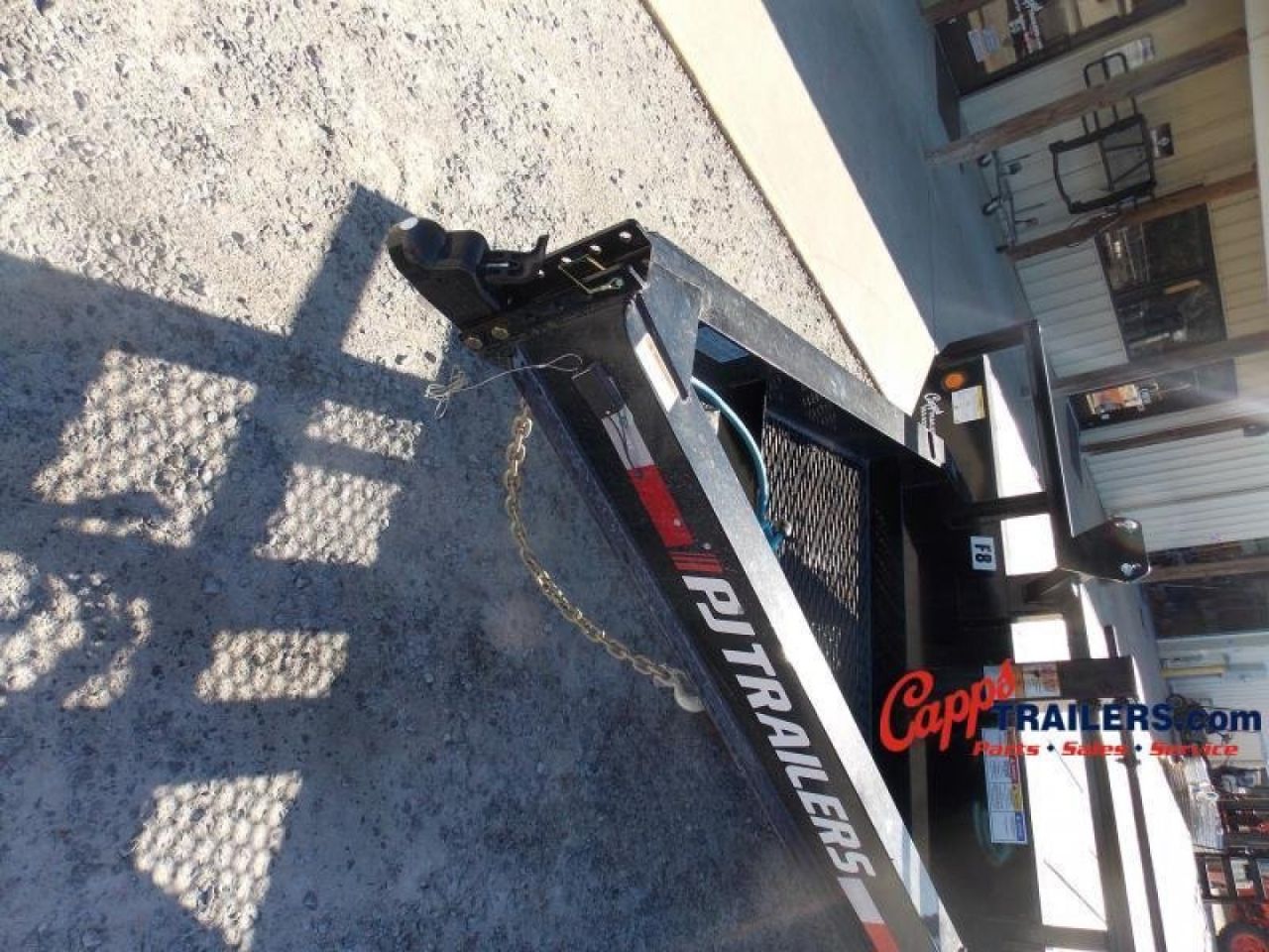 New 2024 PJ TRAILERS PJ F8J2672BSBK Deckover Trailer