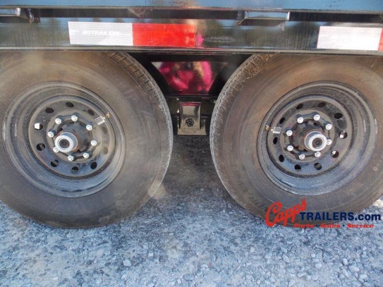 New 2024 PJ TRAILERS PJ F8J2672BSBK Deckover Trailer