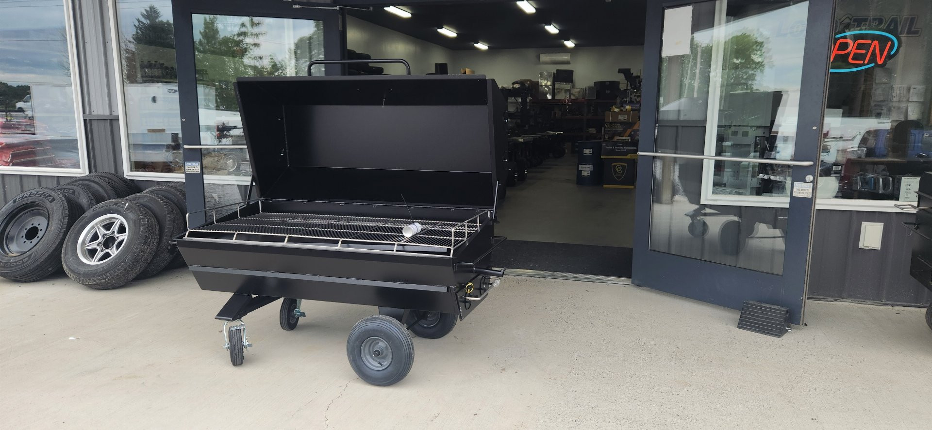 New 2025 Meadow Creek MCW PR60-CPO Pig Roaster