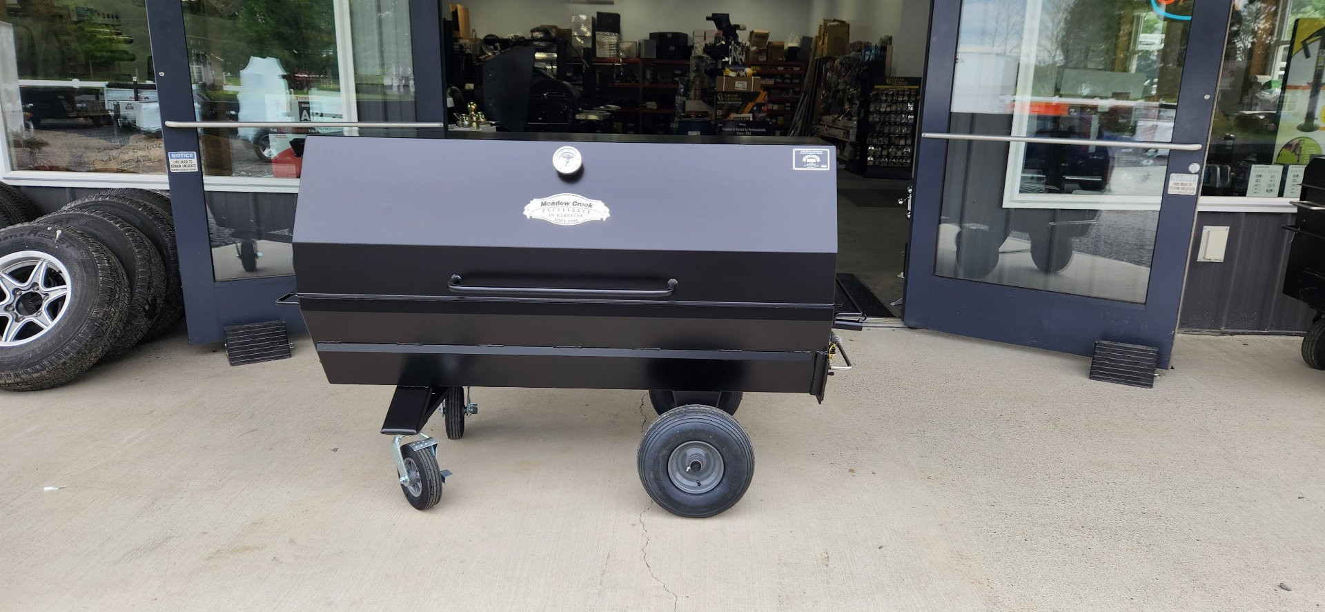 New 2025 Meadow Creek MCW PR60-CPO Pig Roaster