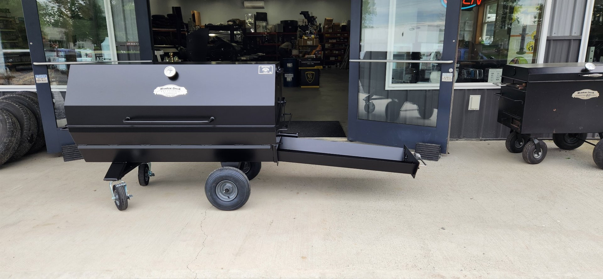 New 2025 Meadow Creek MCW PR60-CPO Pig Roaster