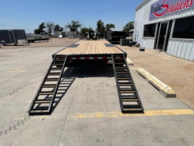 New 2025 PJ Trailer 22' X 102" With Slide-In Ramps (F8222)
